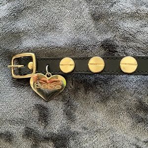 BEBE x BELTED BANGLE